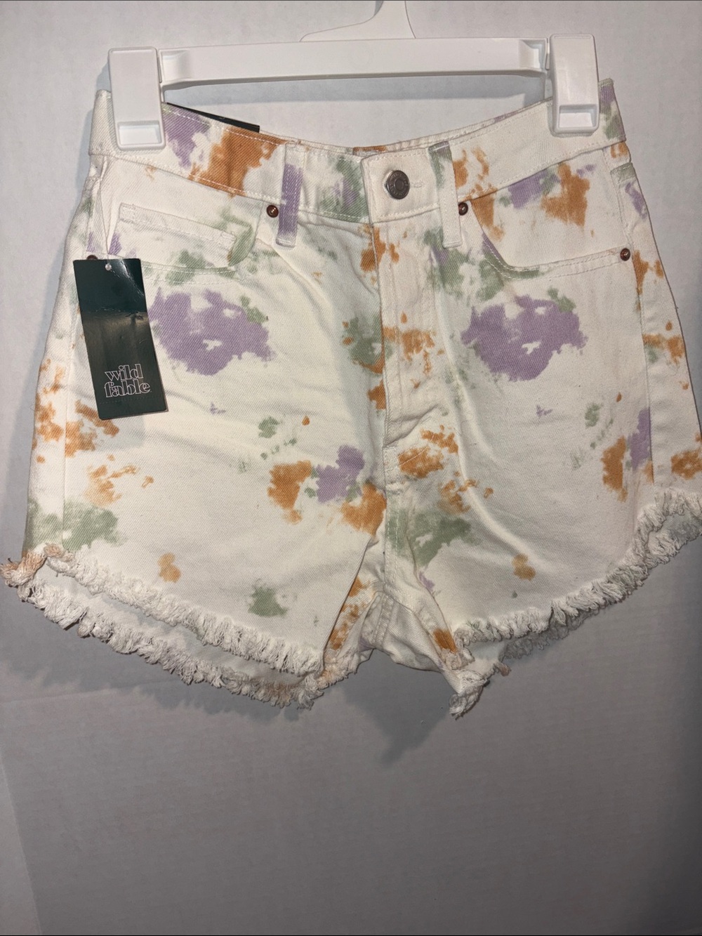 wild fable off White Denim Tie-Dye Frayed Hem Shorts Sz 2/26